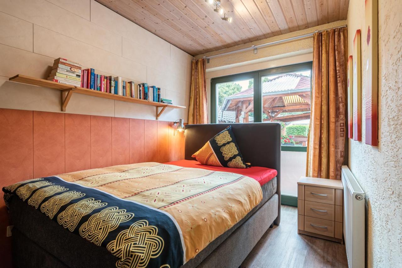 Land-Hotel Zum Schwan, Garni Weilerswist-Metternich, 3 E-Ladestationen, Naehe Phantasialand, Palmenparadies Euskirchen Buitenkant foto